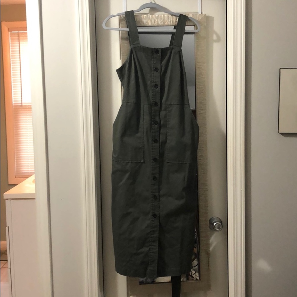 NWT Universal Thread Jumper
